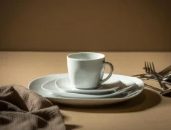 Talerz obiadowy porcelanowy QUADRO biały 26,7x25 cm