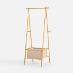 Wieszak drewniany z koszem PAG