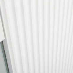 Witryna niska biała, z ryflowaniem VELUTTO