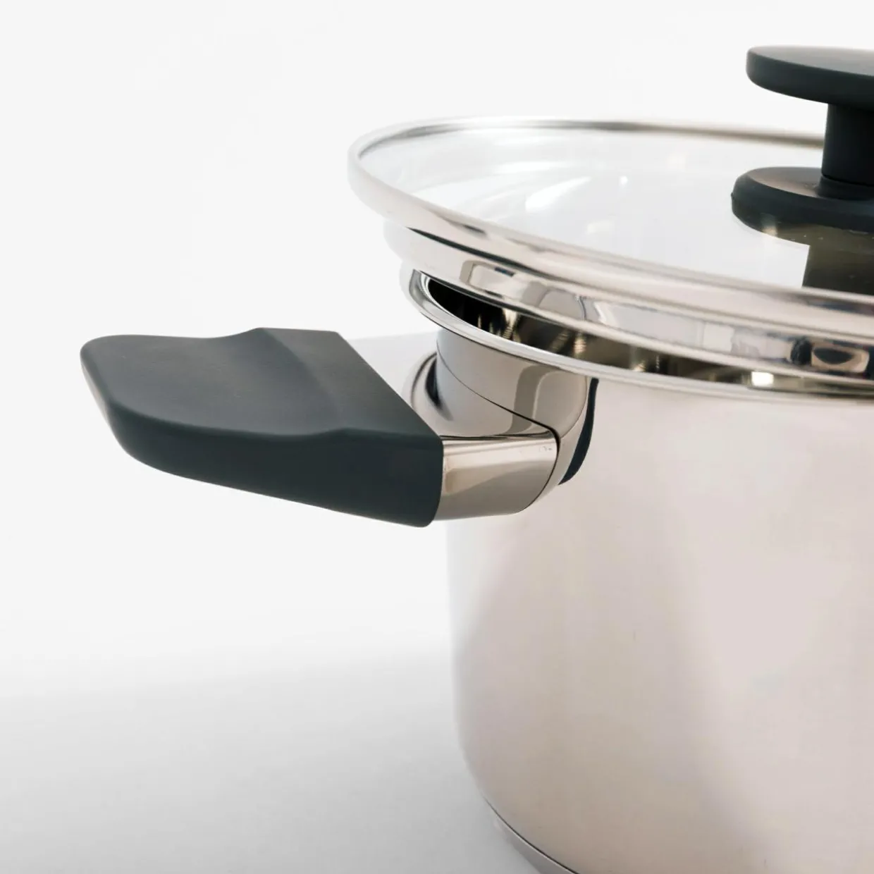 Zestaw 4 garnków na indukcję i gaz LINDE